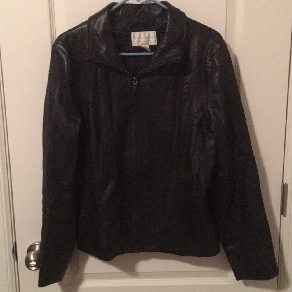 SALE!! Reduced to $20. Worthington Genuine Lambskin Coat / Jacket Sz L